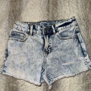 Girls Light Wash Distressed Denim Shorts